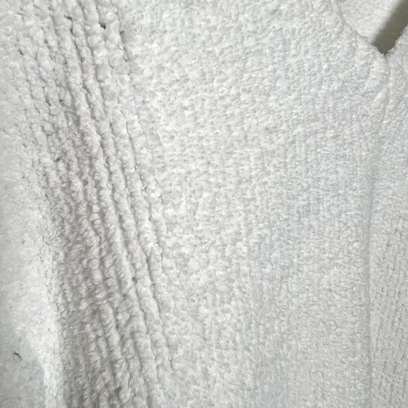 Atlantis Fleece White Long-Sleeve Pullover, S - Picture 5 of 8
